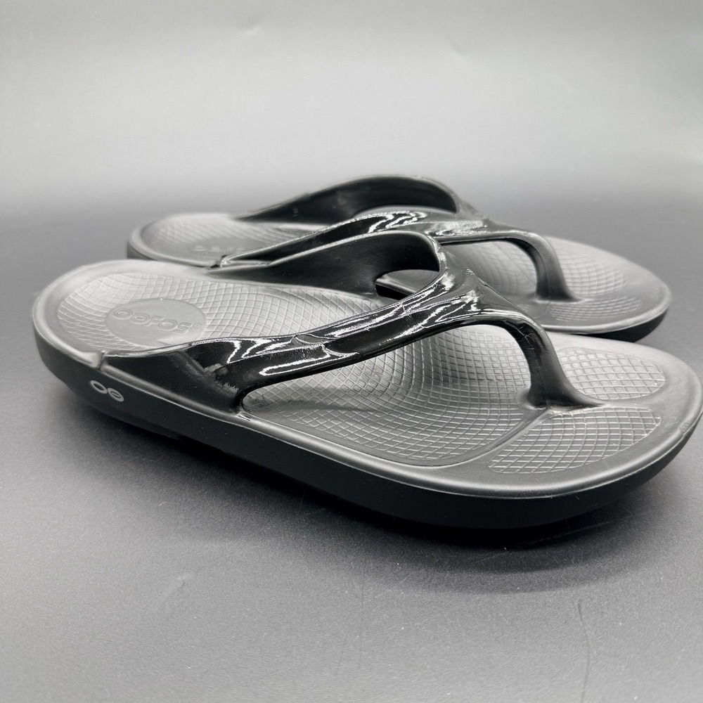 Oofos OOLALA Women's Size 11 Thong Recovery Sandal Black